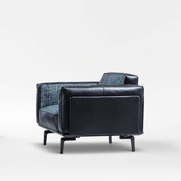 Moda Lounge Chair