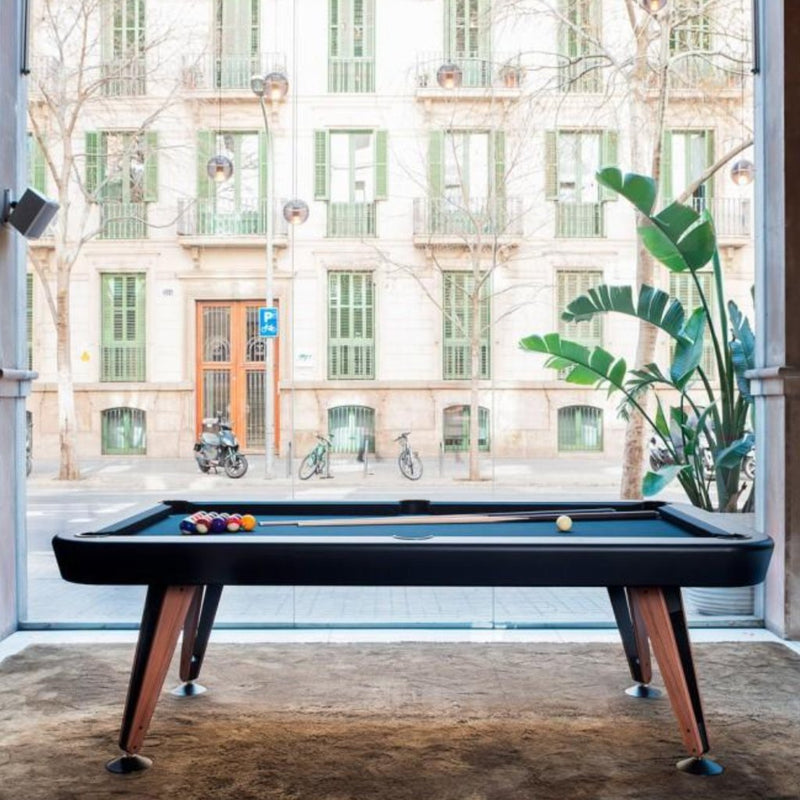 Diagonal American 7 pool table